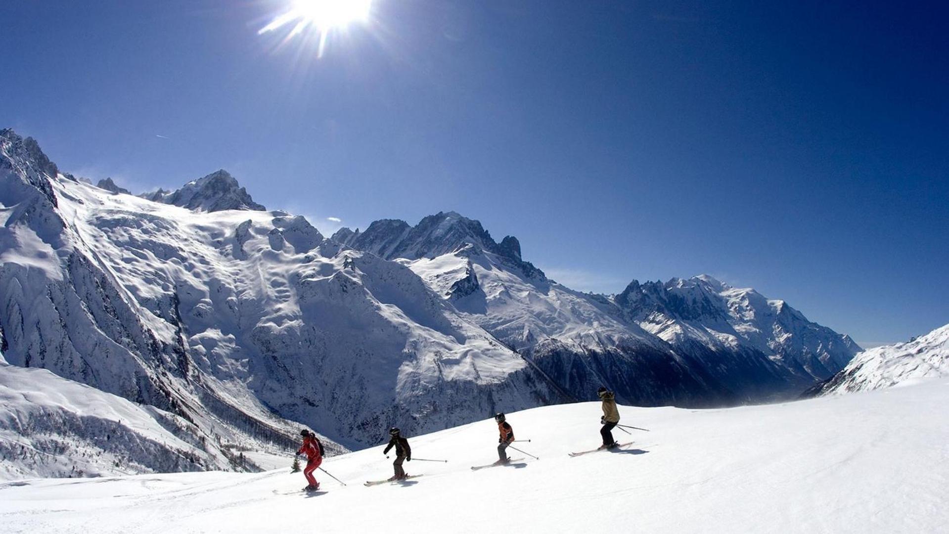 Apartment Au Bon Coin - Luxury Chamonix Hidden Haven, Mont Blanc View, Hot Tub And Garden Zewnętrze zdjęcie