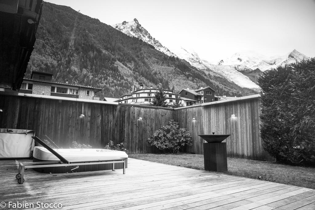 Apartment Au Bon Coin - Luxury Chamonix Hidden Haven, Mont Blanc View, Hot Tub And Garden Zewnętrze zdjęcie