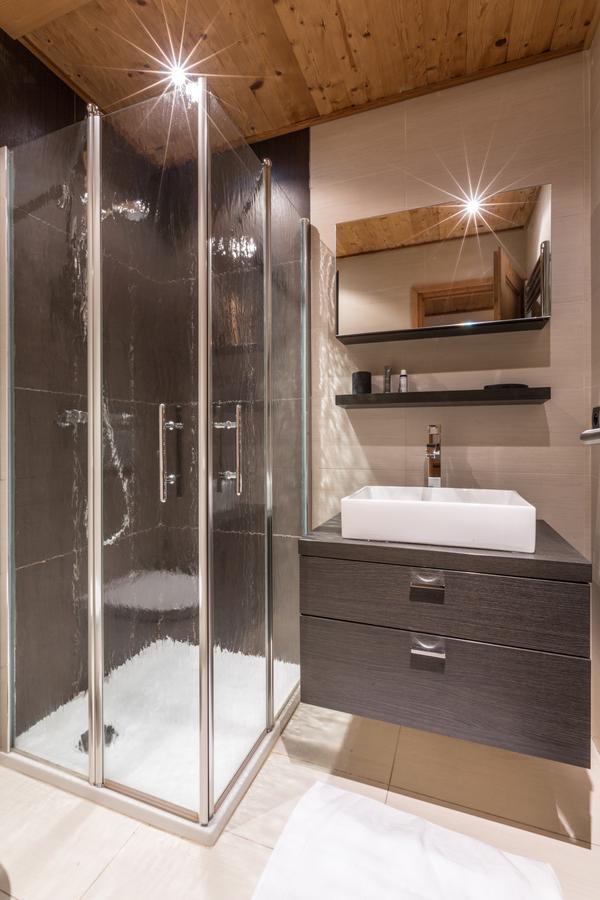 Apartment Au Bon Coin - Luxury Chamonix Hidden Haven, Mont Blanc View, Hot Tub And Garden Zewnętrze zdjęcie