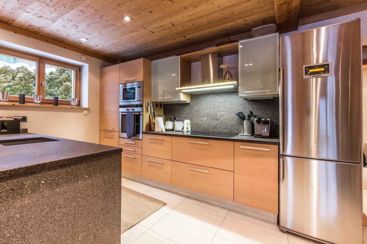 Apartment Au Bon Coin - Luxury Chamonix Hidden Haven, Mont Blanc View, Hot Tub And Garden Zewnętrze zdjęcie